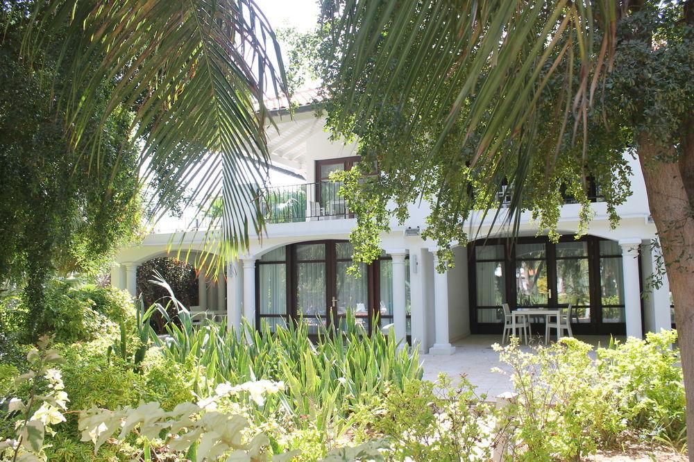 Floris Suite Hotel - Spa & Beach Club - Adults Only Piscadera Bay Екстер'єр фото