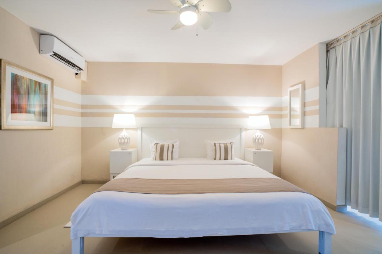 Floris Suite Hotel - Spa & Beach Club - Adults Only Piscadera Bay Екстер'єр фото