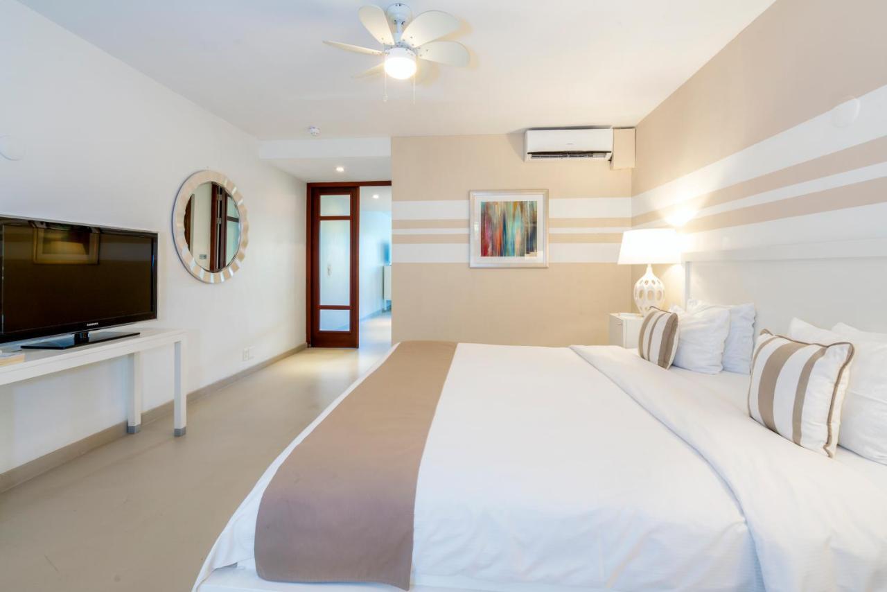 Floris Suite Hotel - Spa & Beach Club - Adults Only Piscadera Bay Екстер'єр фото