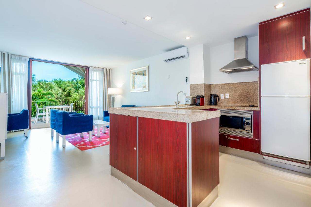 Floris Suite Hotel - Spa & Beach Club - Adults Only Piscadera Bay Екстер'єр фото