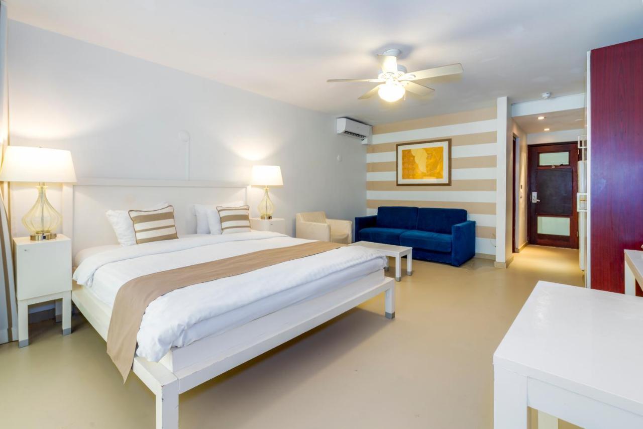 Floris Suite Hotel - Spa & Beach Club - Adults Only Piscadera Bay Екстер'єр фото